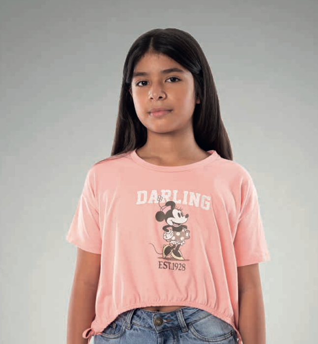 imagen de modelo con camiseta